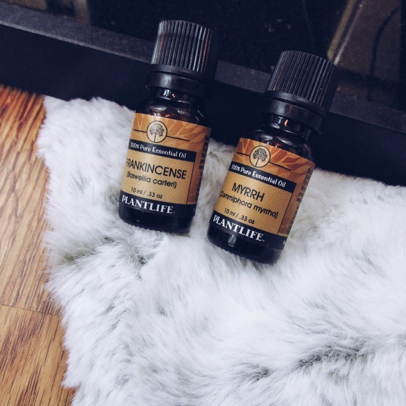 Plantlife Frankincense and Myrrh Essential Oil Set - Picture 1 of 2
